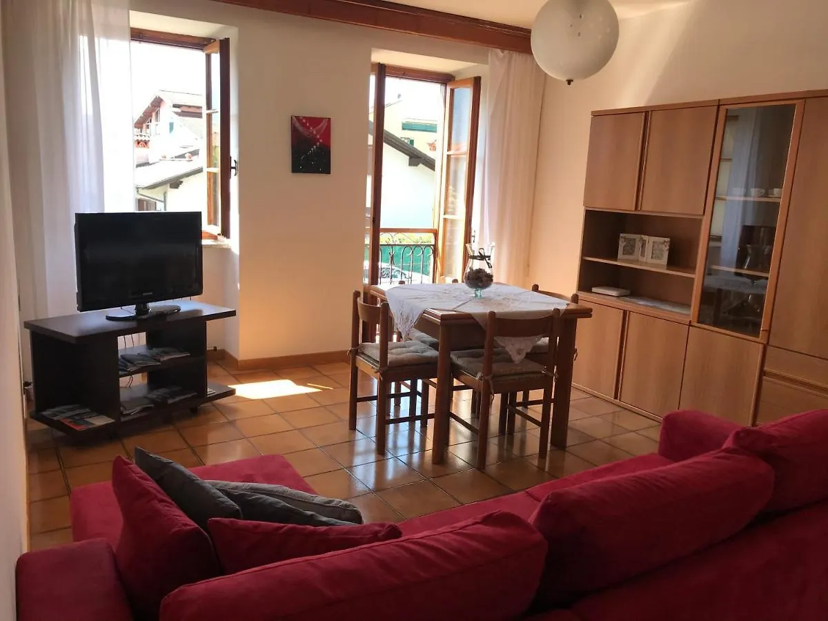 Apartment Appartamento Lake Como Gravedona